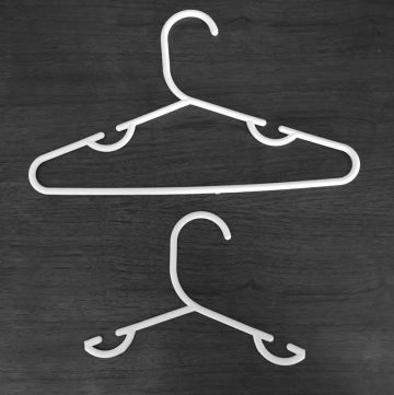 DIY Doll Hangars - Life On Knoll 22