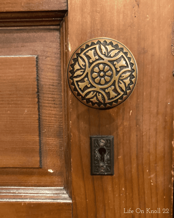 ornate victorian passage door knob