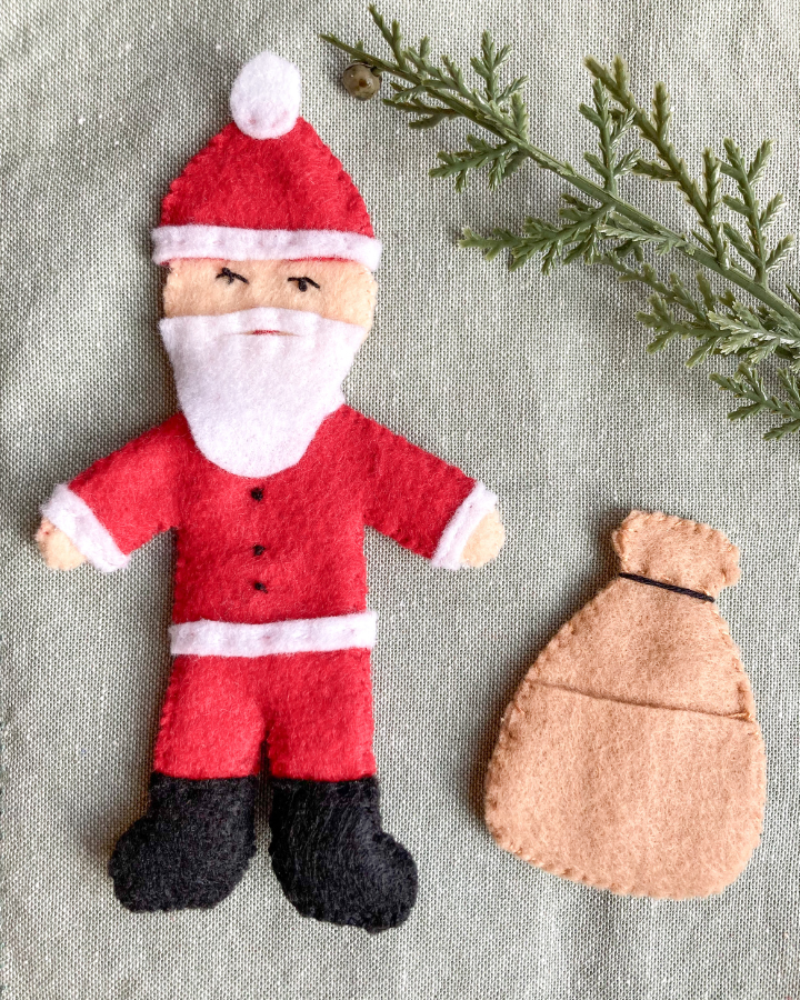 felt doll santa clause and felt pack